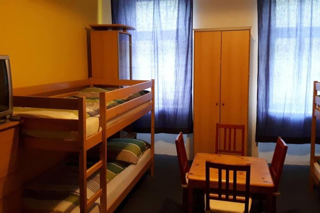 Simple Apartment 10 Minutes To Downtown 维也纳 外观 照片